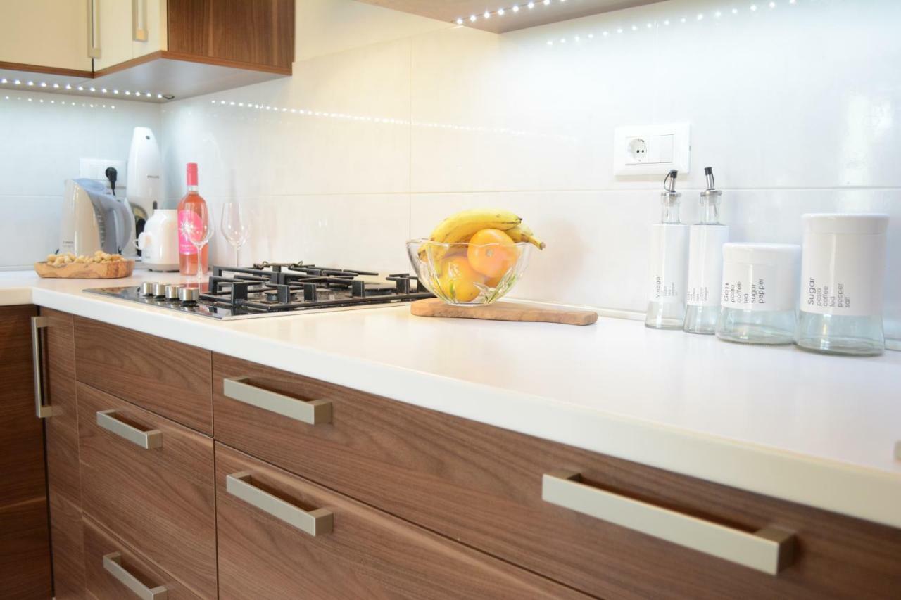 Luxury Apartment Sea Пула Экстерьер фото