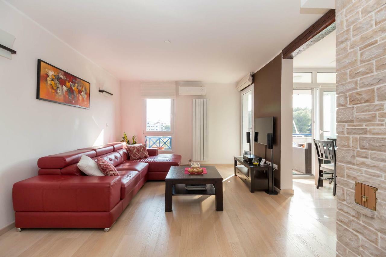 Luxury Apartment Sea Пула Экстерьер фото